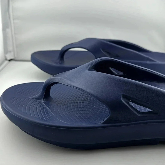 OOFOS ORIGINAL SANDAL SHOE - NAVY COLOR UNISEX SIZE WOMEN 10/MEN 8 - Picture 5 of 12